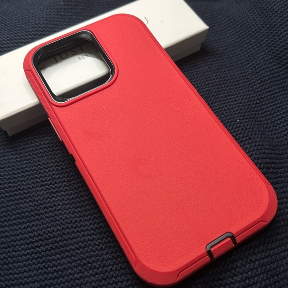 iPhone 15 Pro Max crashproof case - Picture 2 of 12